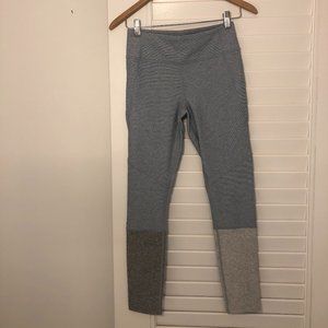 Outdoor Voices 7/8 color block leggings - Light Blue - S